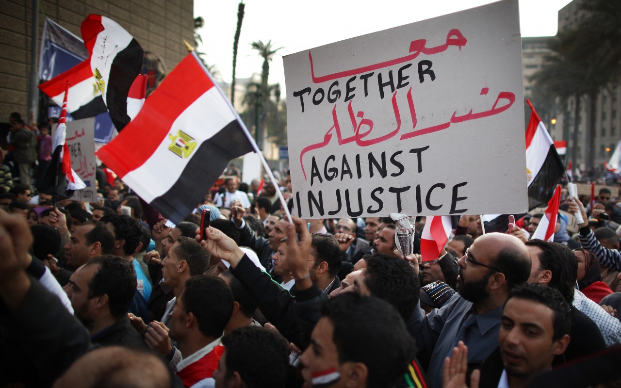 مصر: الشعب، واللامبالاة، و«الكُرباج»